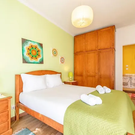 Guestready - Bright And Colorful In Ajuda * Lisboa